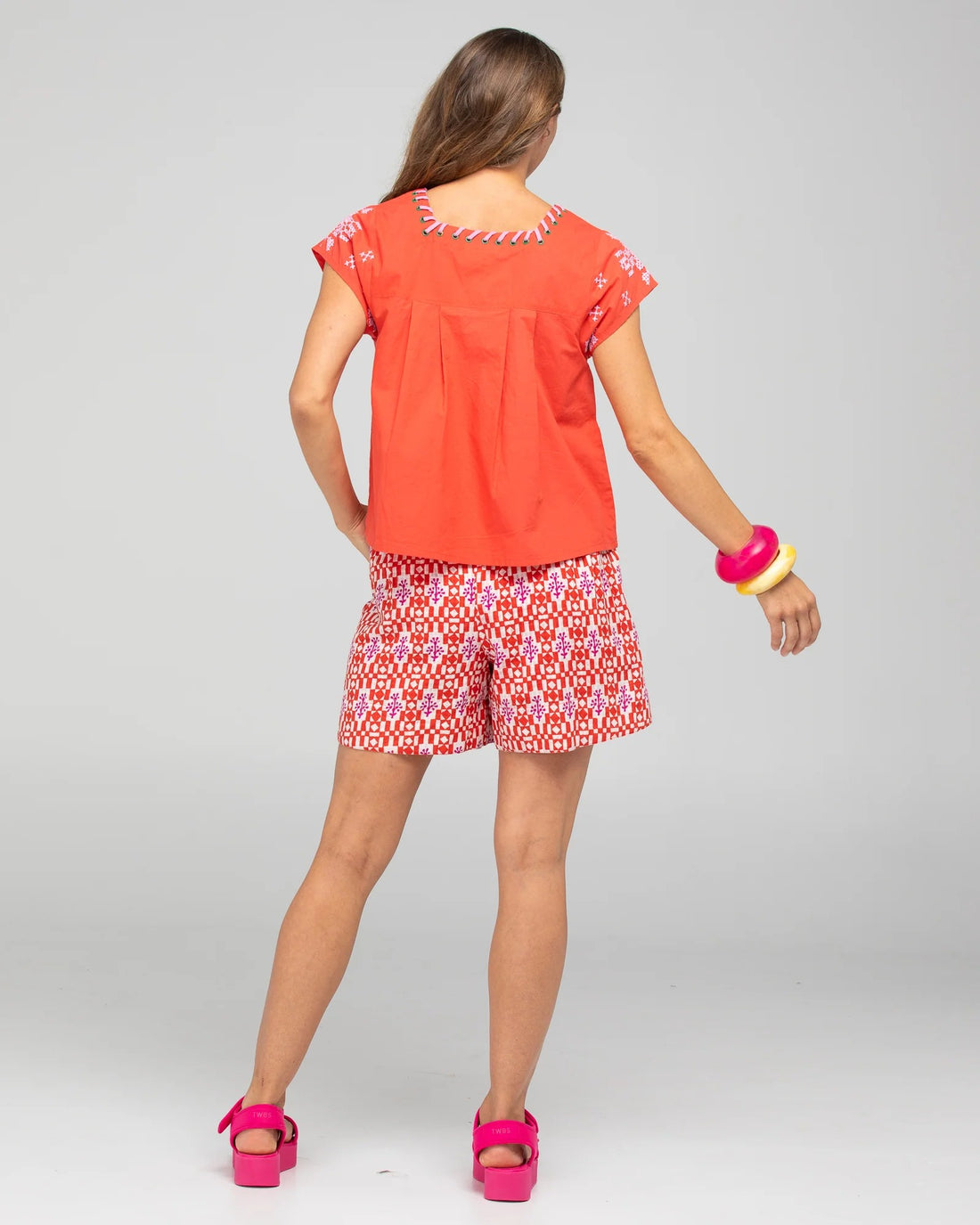 Daisy Short-Naples Pomodorro