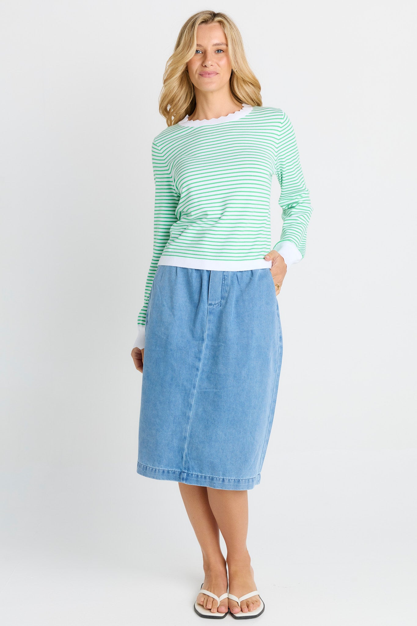 Scallop knit sweater - Green Stripe