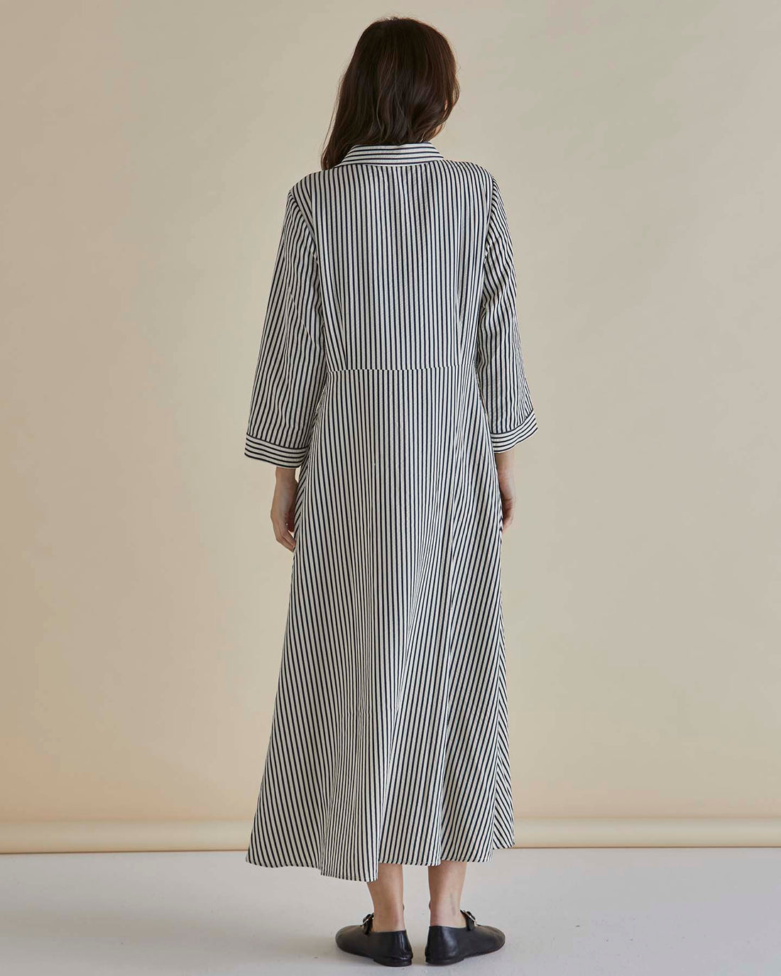 Crinkle Dress black/white