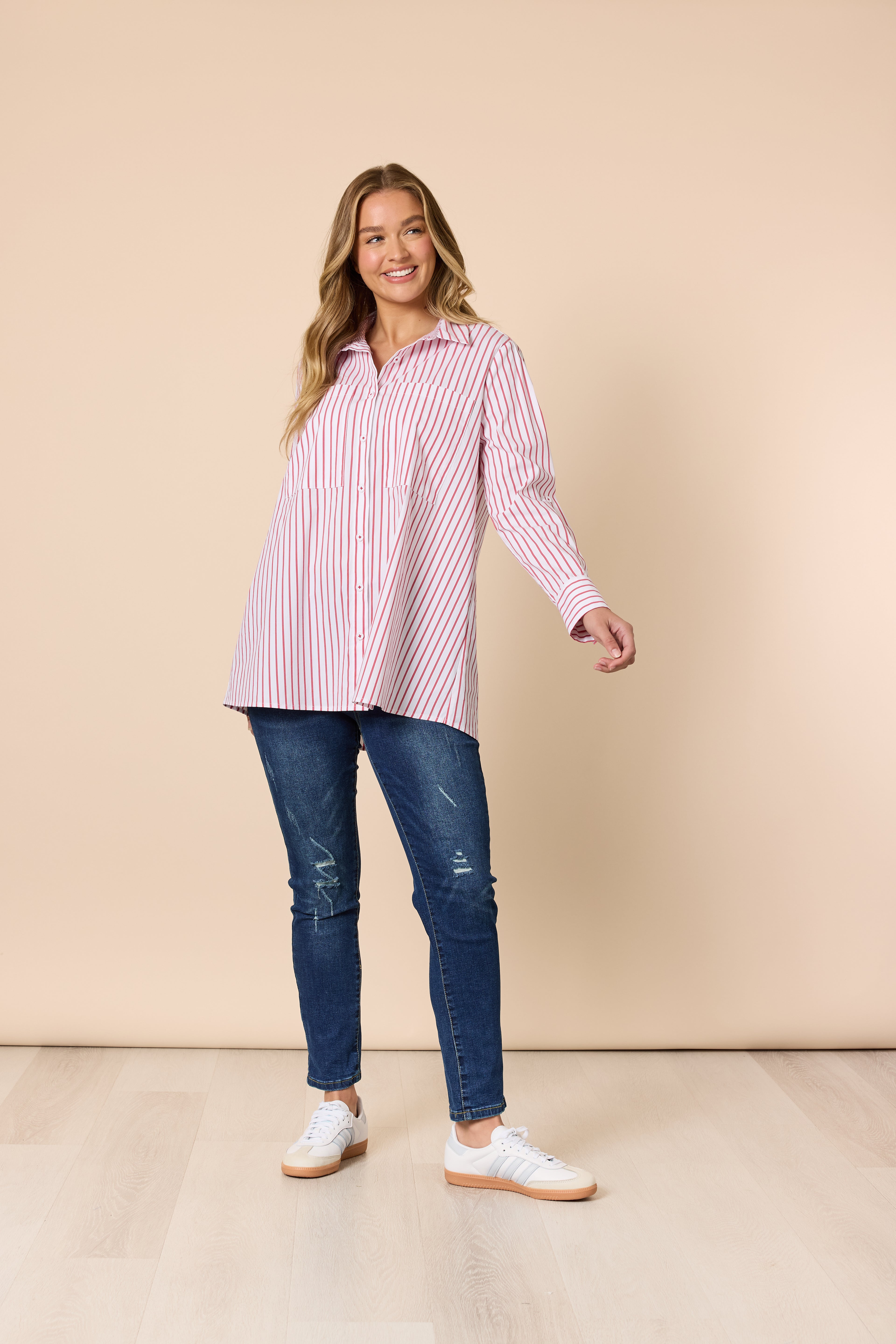 Off the Cuff Shirt Red/White