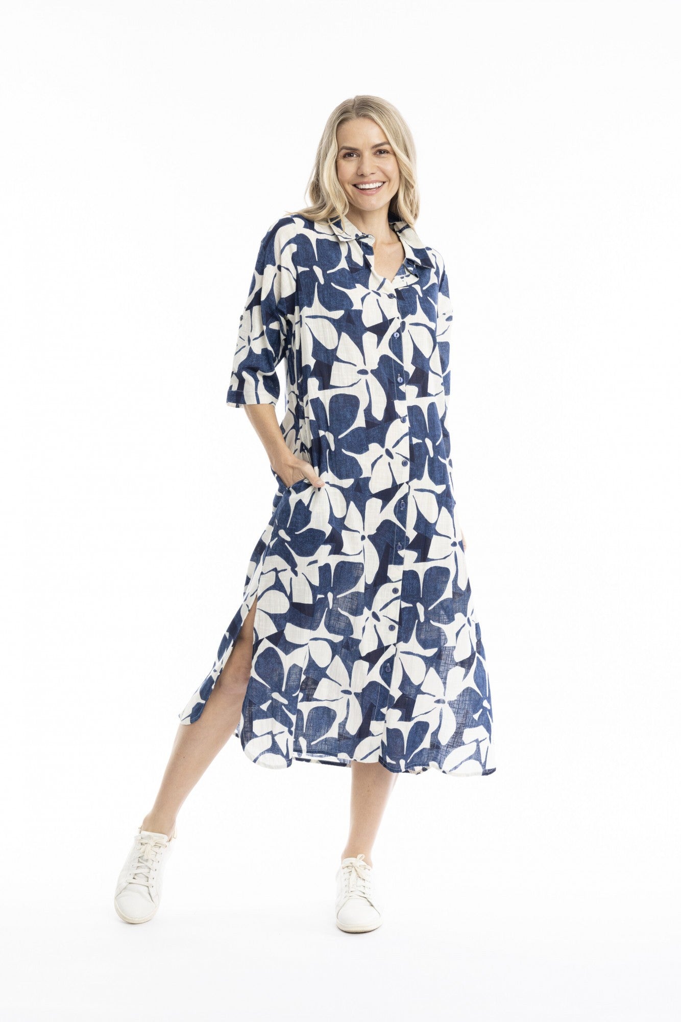 Cutout flowers navy - Sofia shirt dress