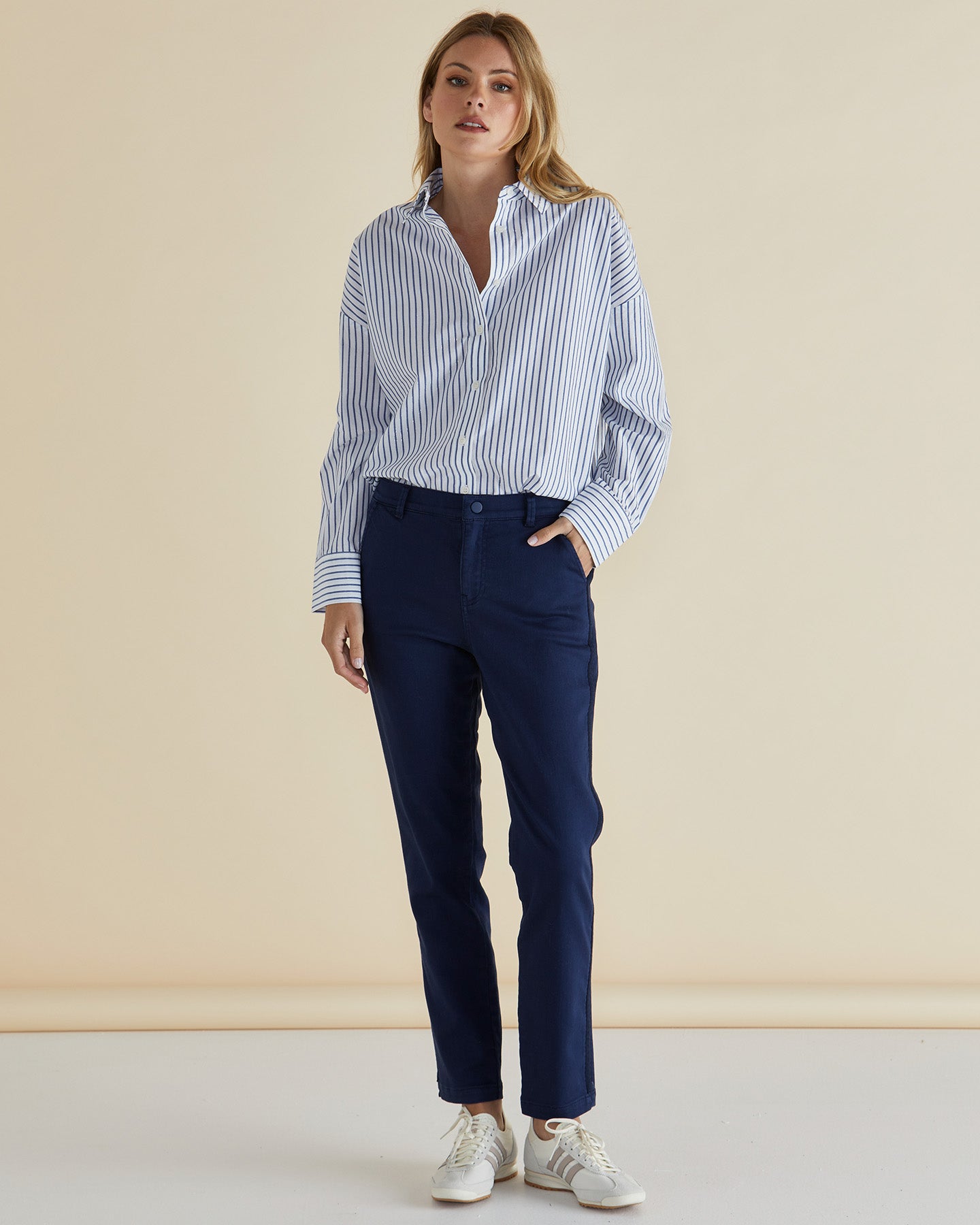 Carey Chino Jogger Navy