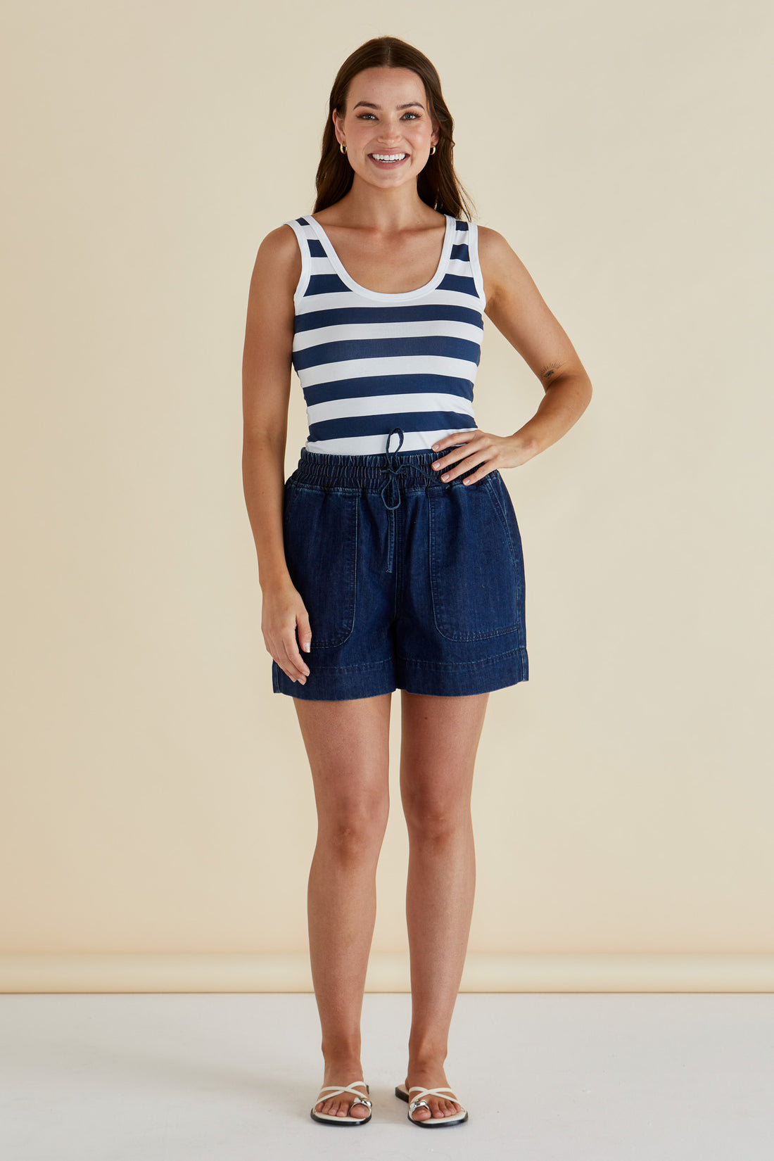 Relax denim short dark blue