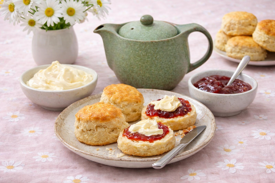 Tea pot- Wabisabi green