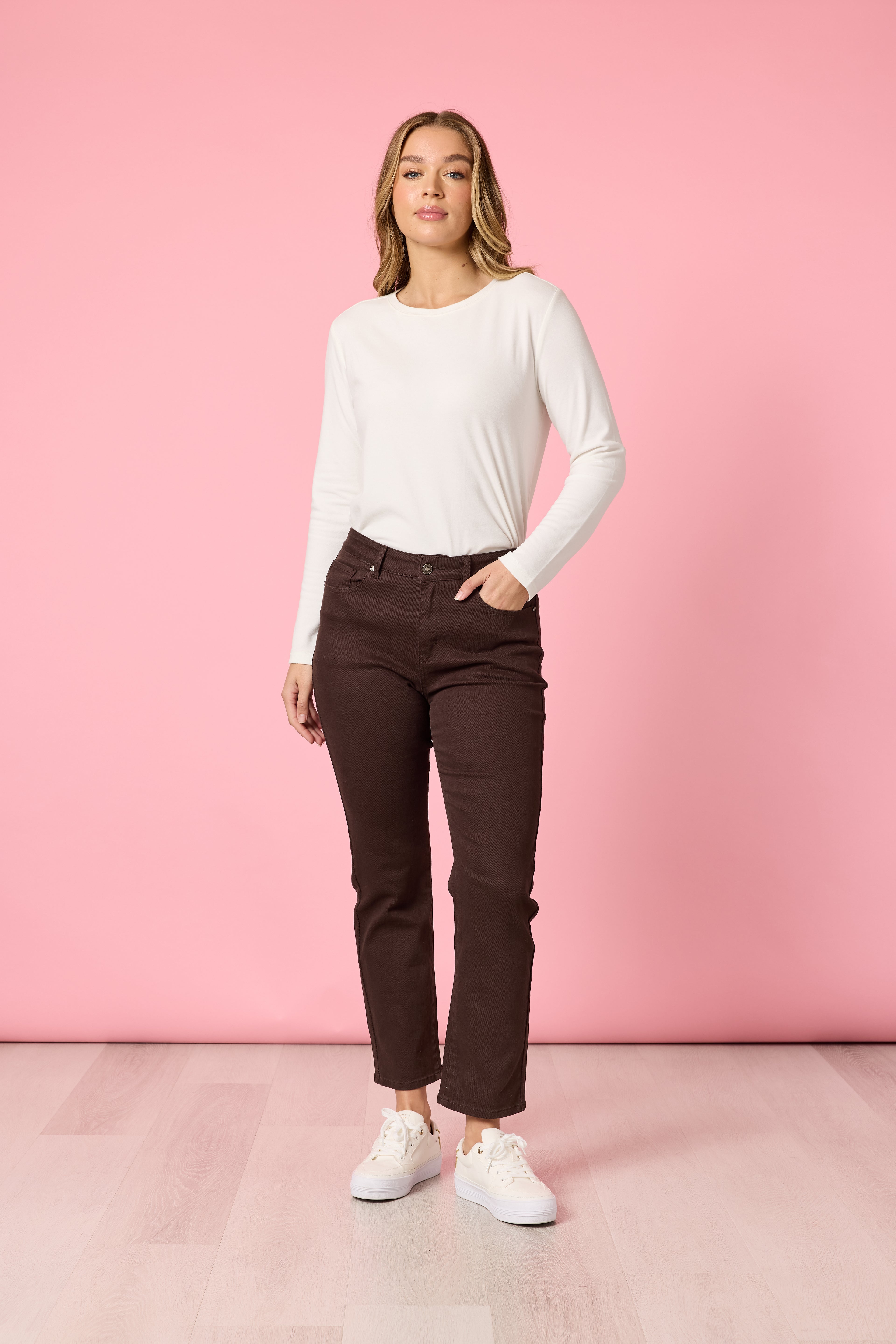 Slim leg Miracle Denim jean- Coffee