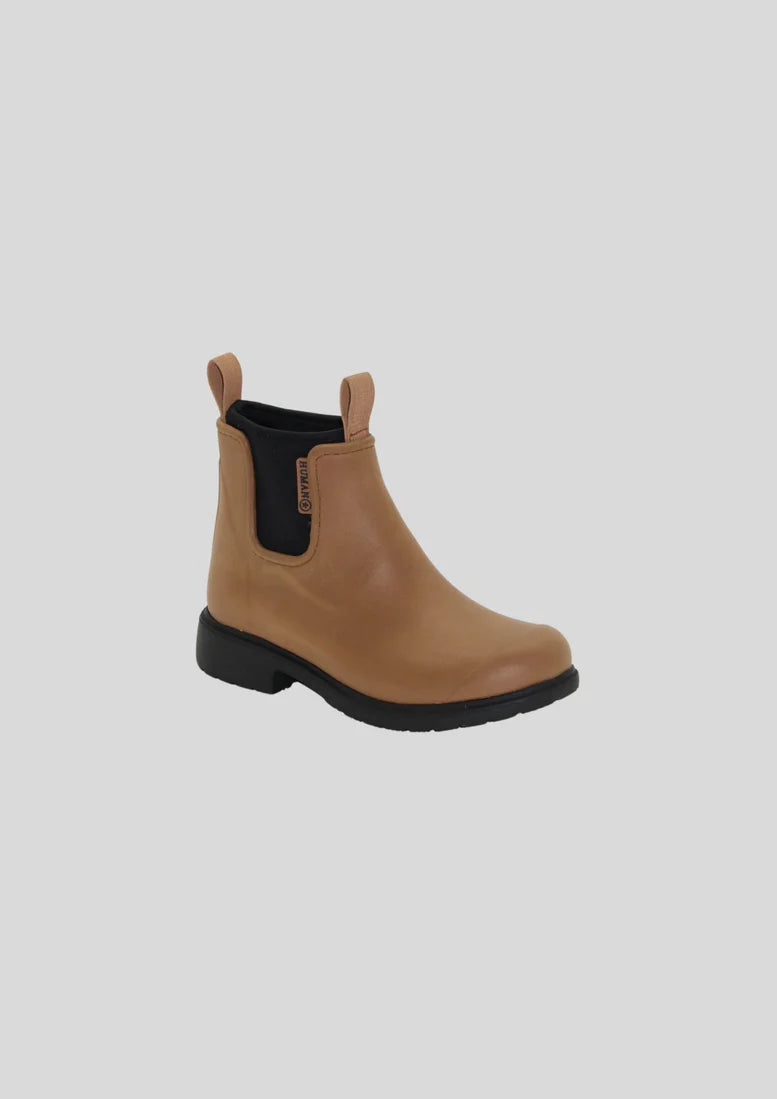 Tan slip on boots in tan colour