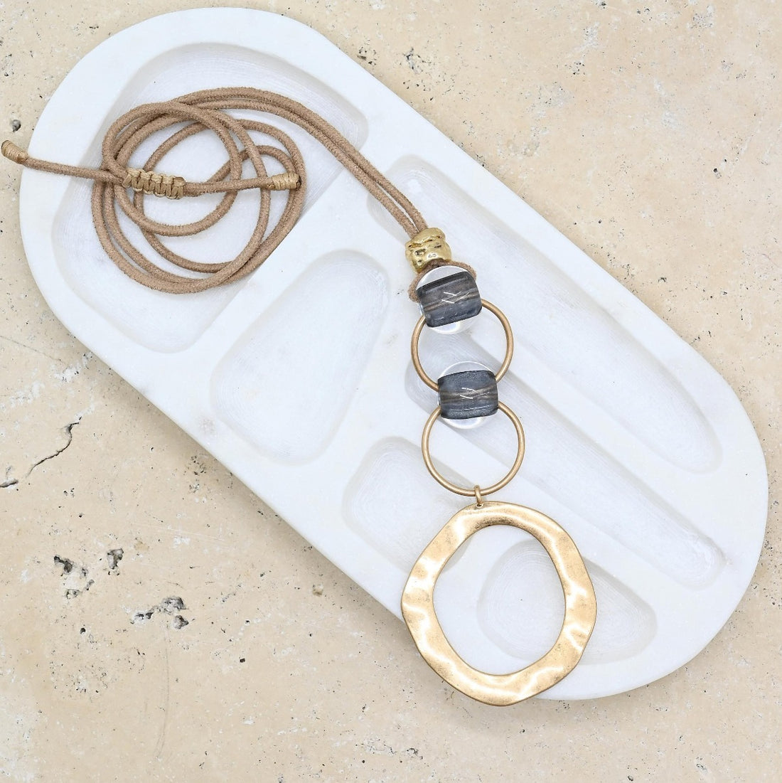 Resin Beaded Alloy Pendant Necklace