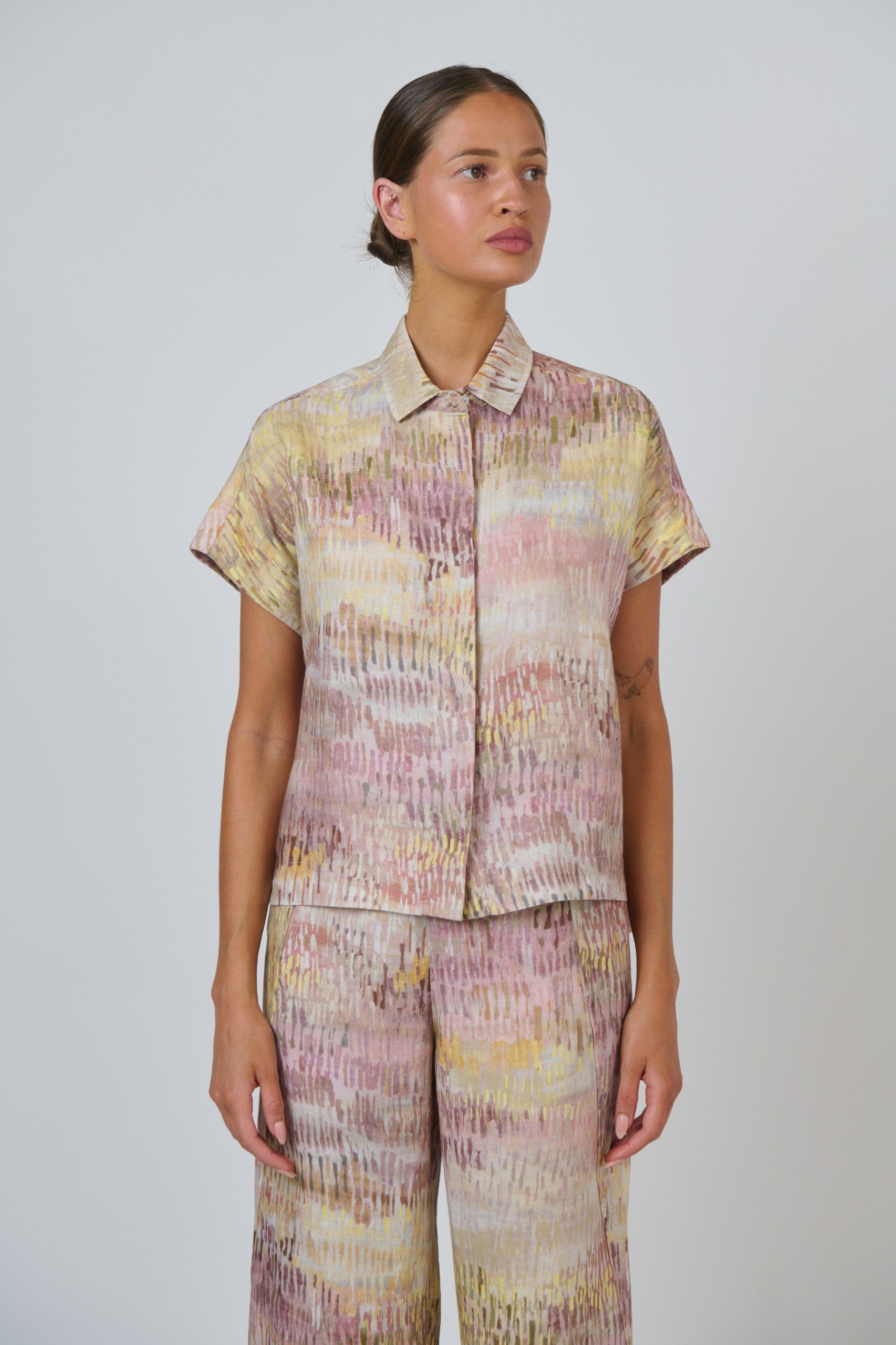 Mae Jardin linen top