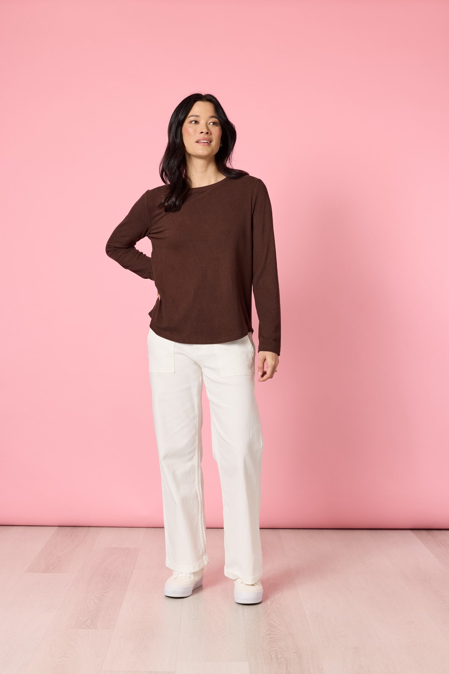 Brushed Cotton Crew Neck Tee- coffee