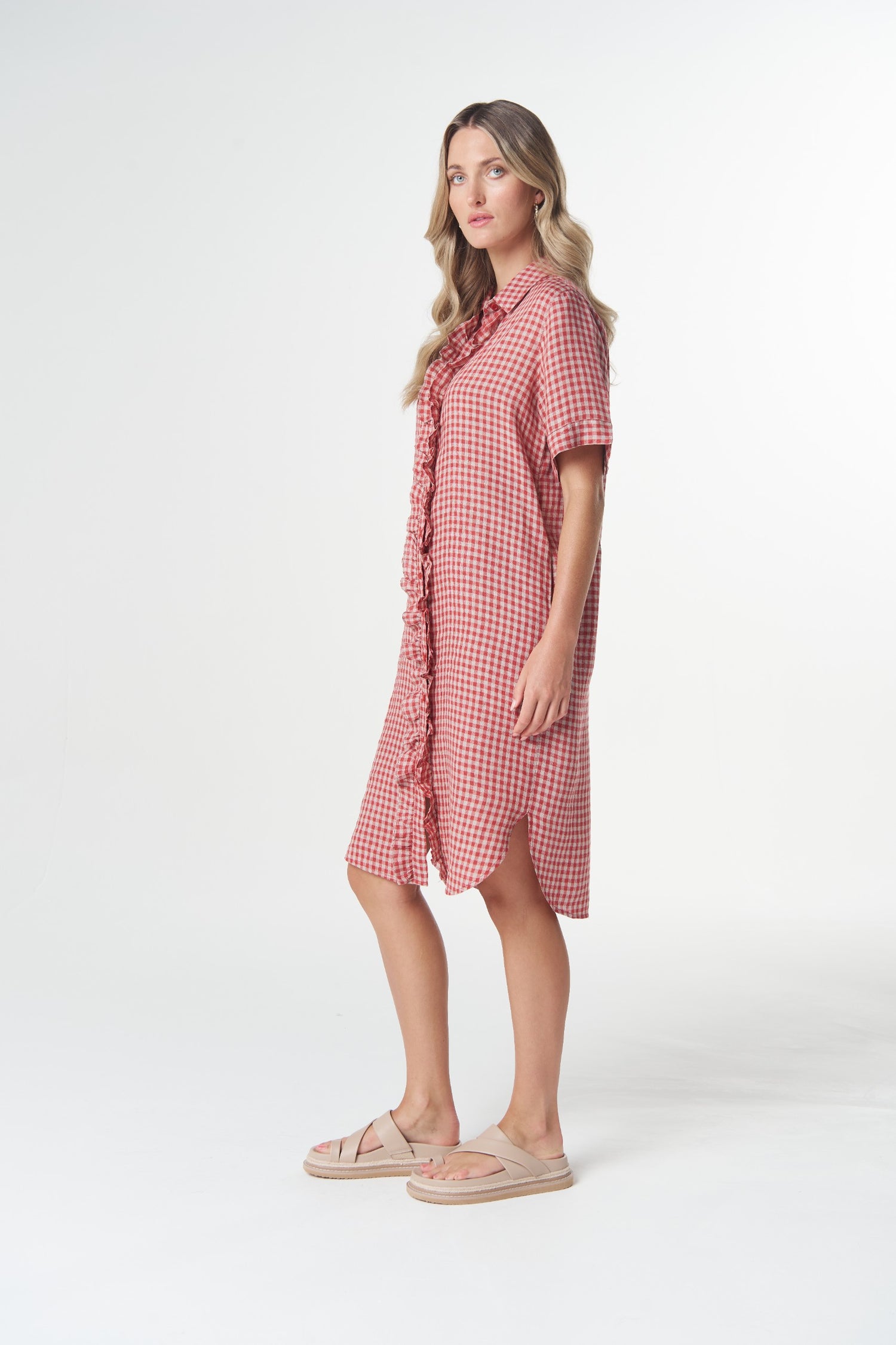 Beach Days Short Sleeve Frill Dress - poinsettia