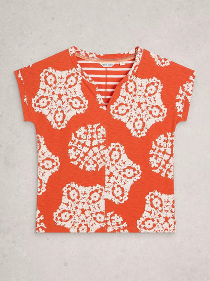 Nelly Notch Neck Tee Red pr