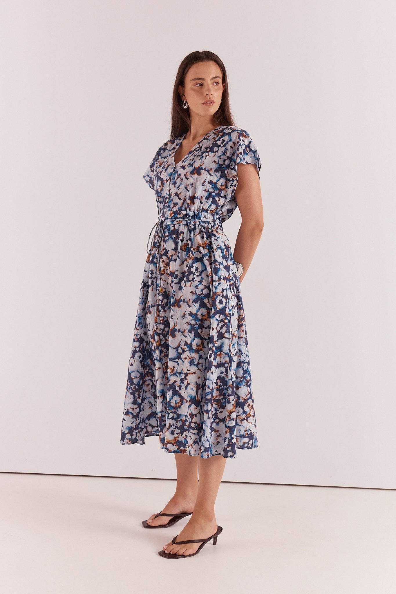 Nazalia Tie Waist Dress - violet floral