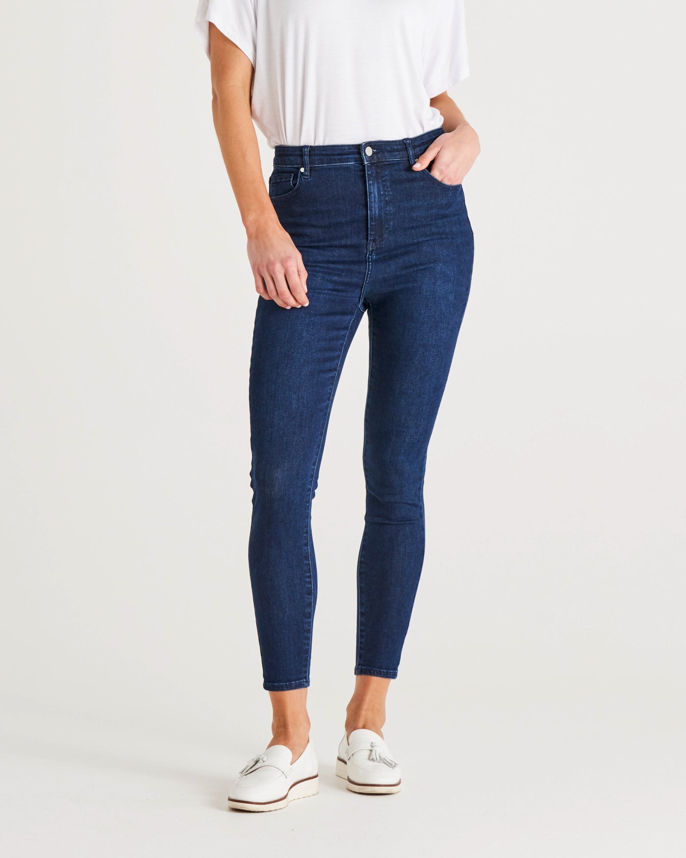 Betty Essential Jean Indigo Blue